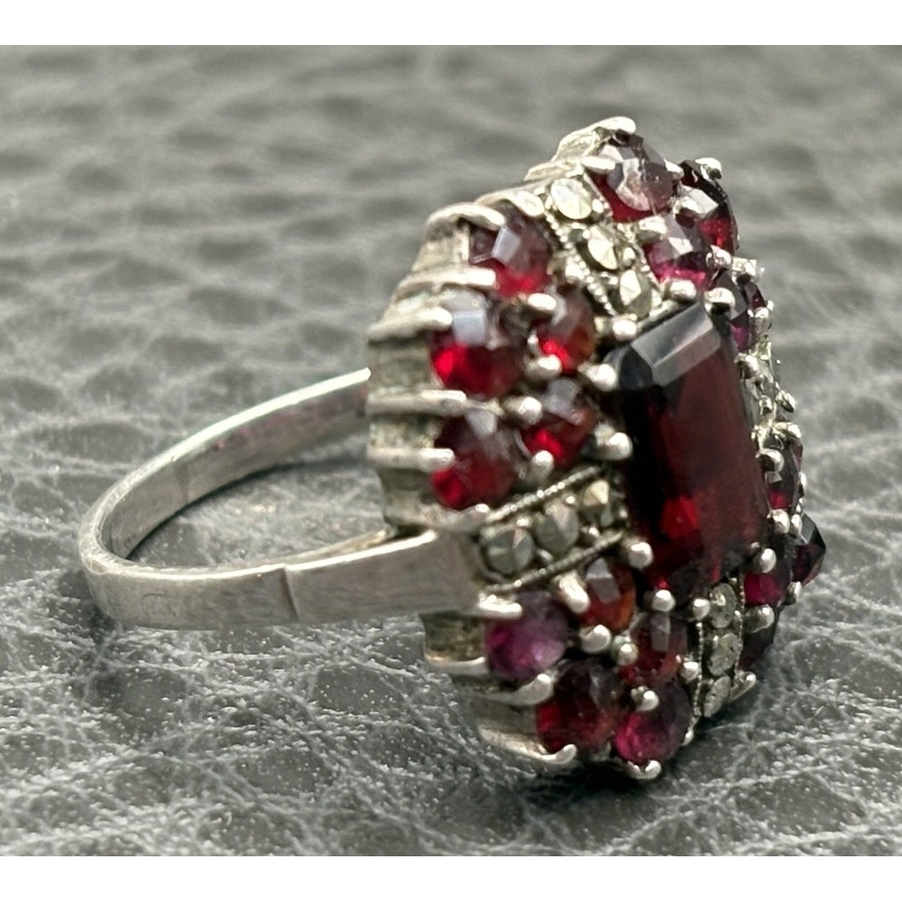 Vintage Art Deco Era Bohemian Garnet Marcasite Sterling Silver Ring Size 5.5 - Picture 6 of 13